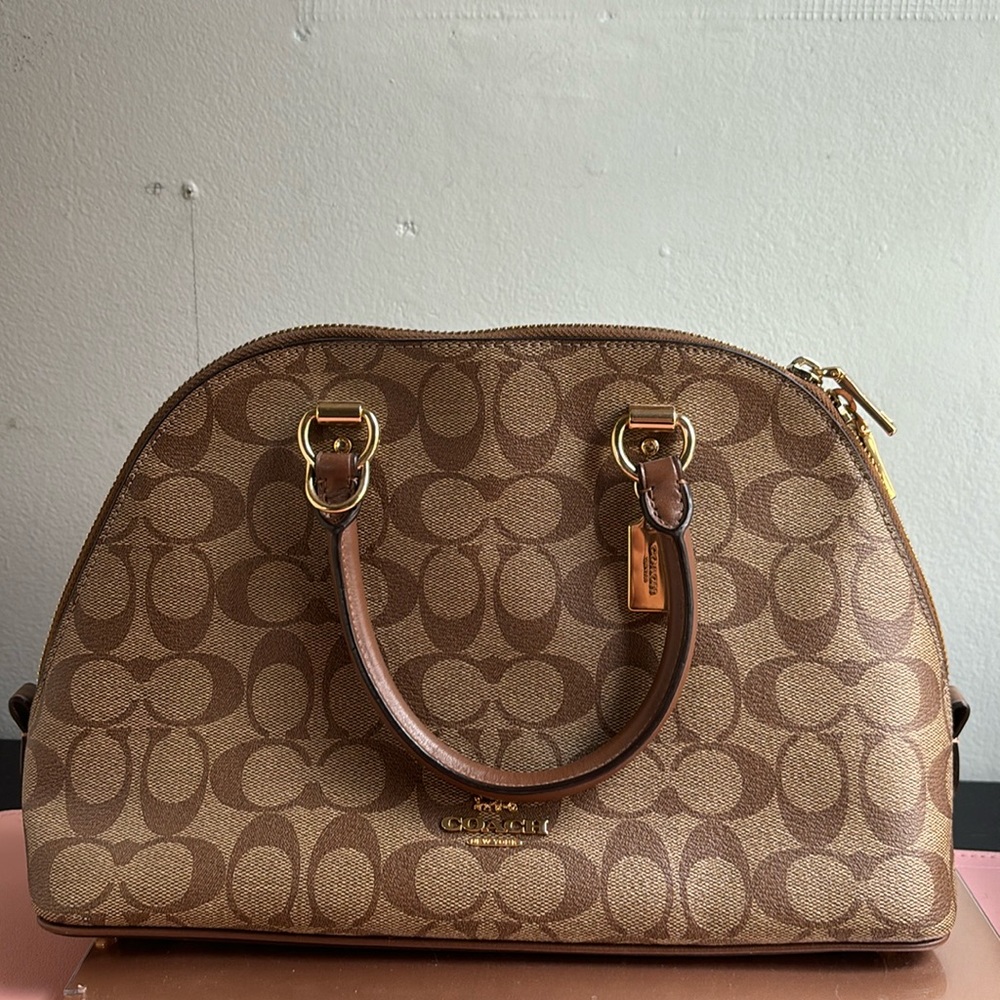 Coach crossbody